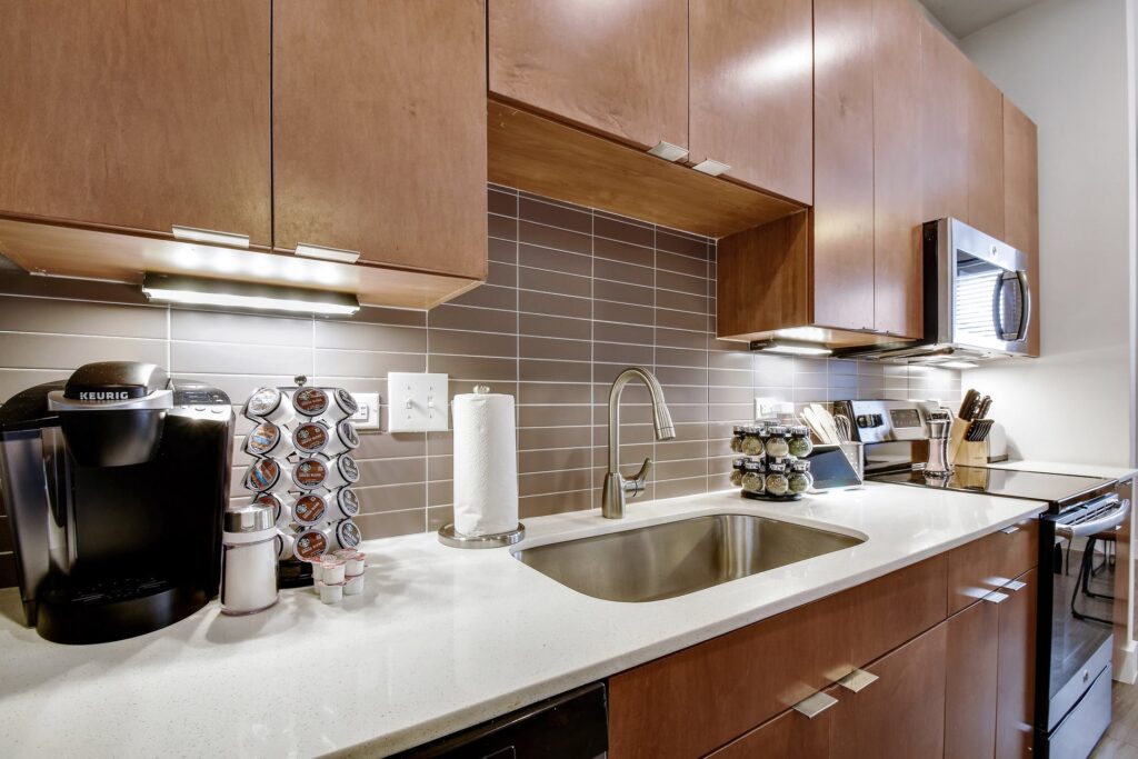 Stay Nixon | Kitchen Amenities