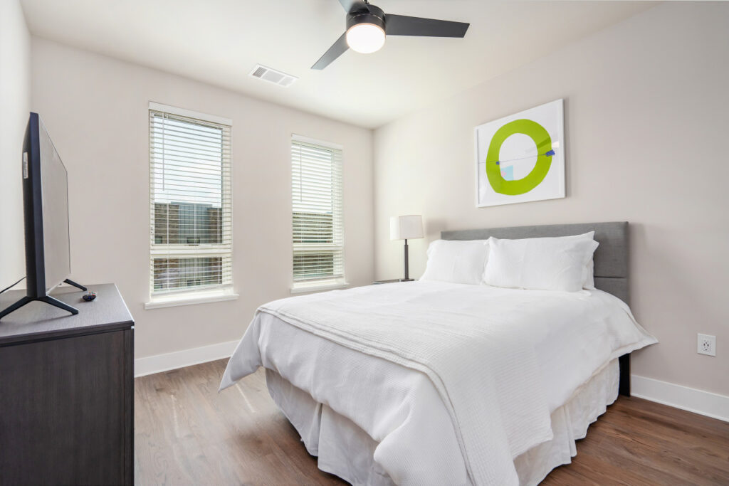 Huntsville, AL vacation rental bedroom